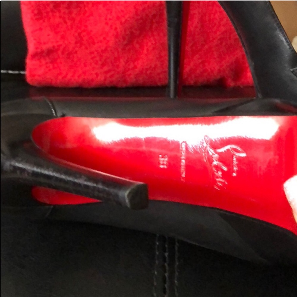 Christian Louboutin Cute Tasselled Black Pumps - Picture 4 of 8
